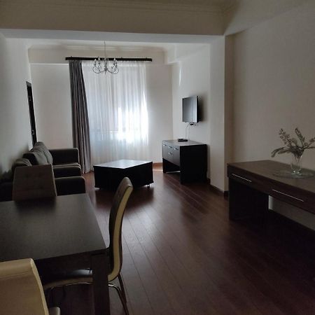 California Boutique Hotel Γιερεβάν Εξωτερικό φωτογραφία